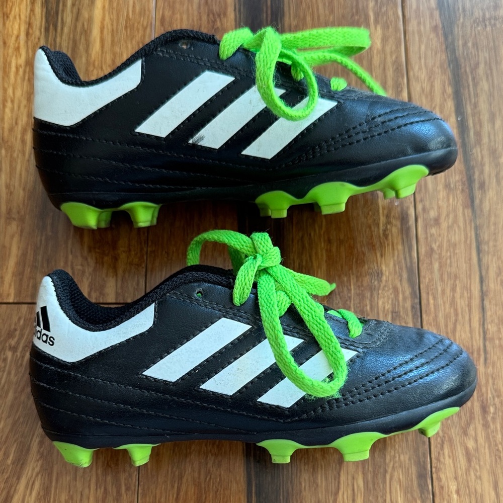 Adidas Kids Black with Green Accents Soccer Shoes - Picture 6 of 13